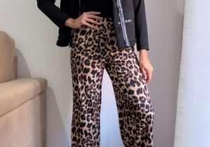FALDAS Y PANTALONES